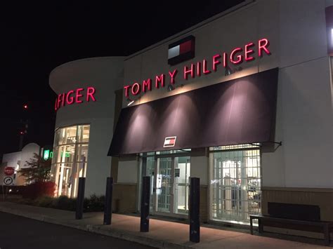 tommy hilfiger marche central|tommy hilfiger montreal.